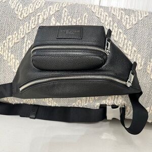 Marc Jacob’s Leather Belt bag